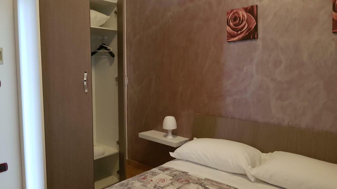 B&B Mara Pompei Bagian luar foto