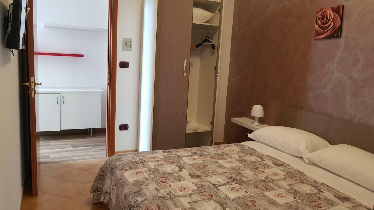 B&B Mara Pompei Bagian luar foto